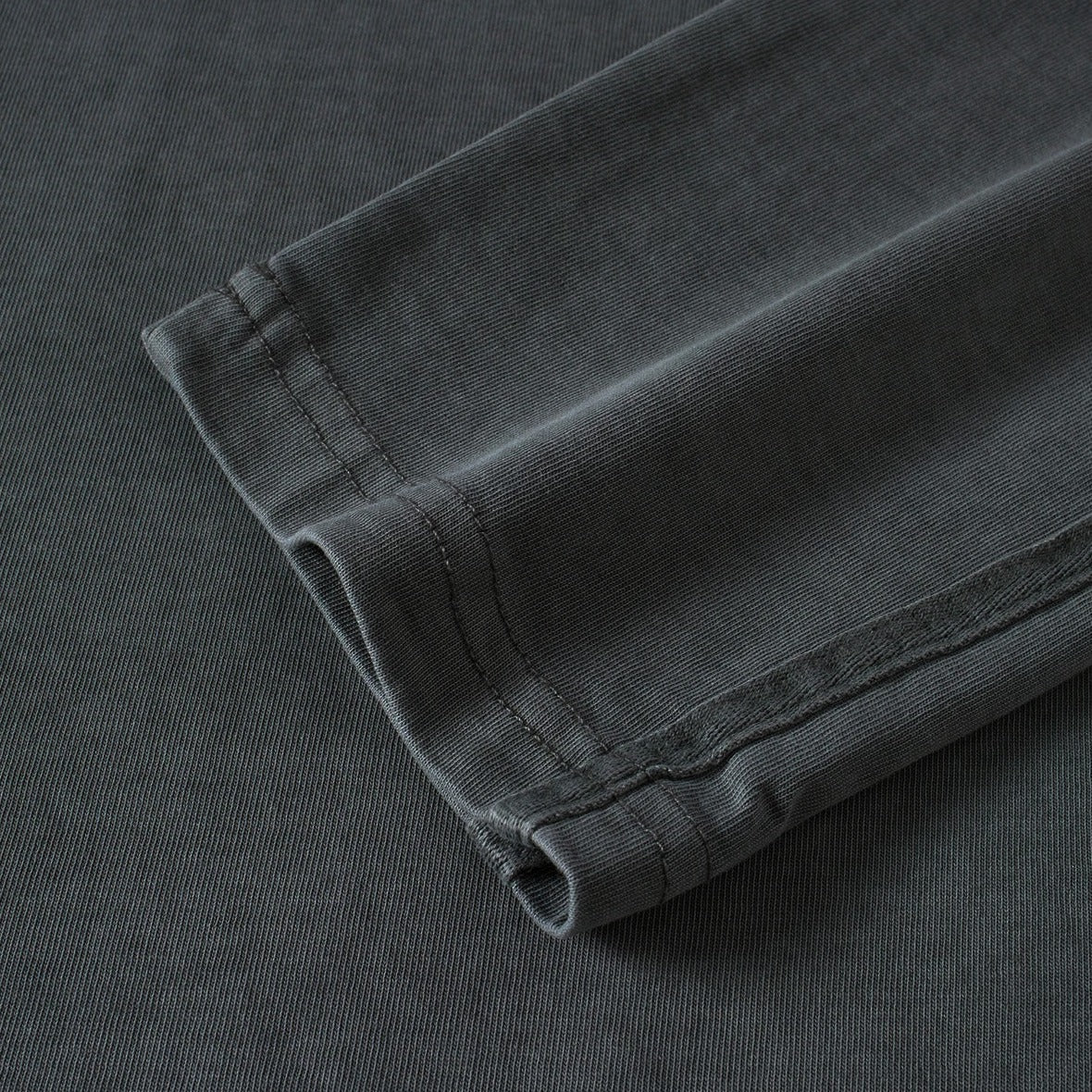 HURTLIP Faux-Layered Faded Long Sleeve