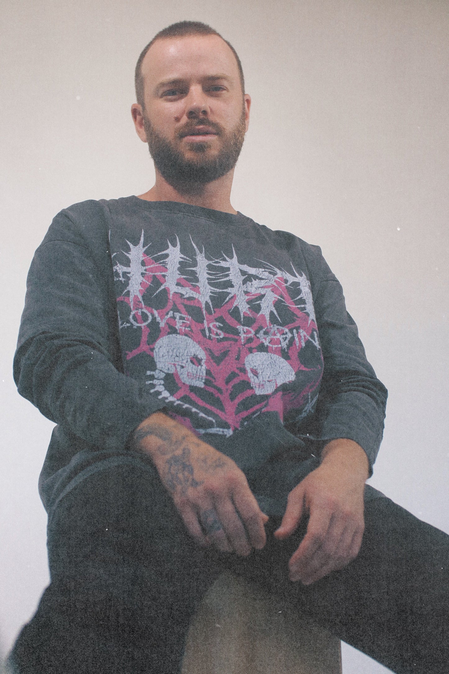 HURTLIP Faux-Layered Faded Long Sleeve